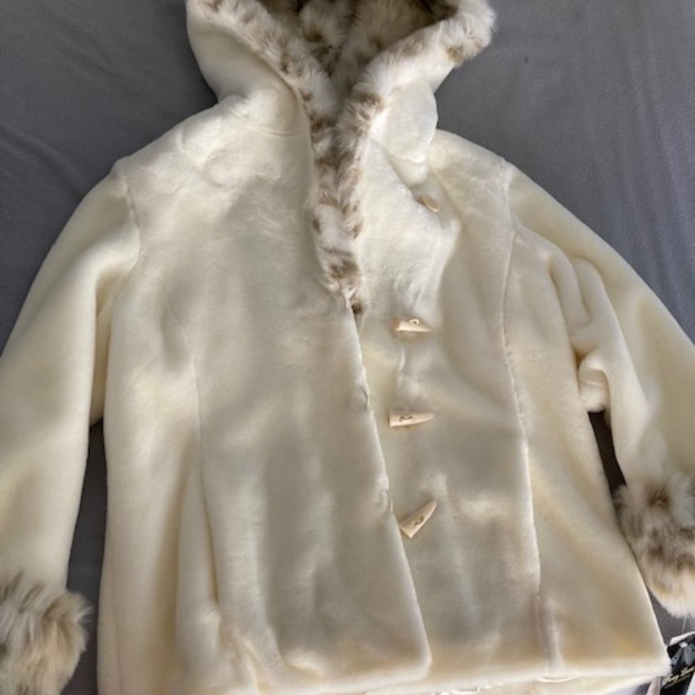 Faux Fur Trimmed Women's Jacket